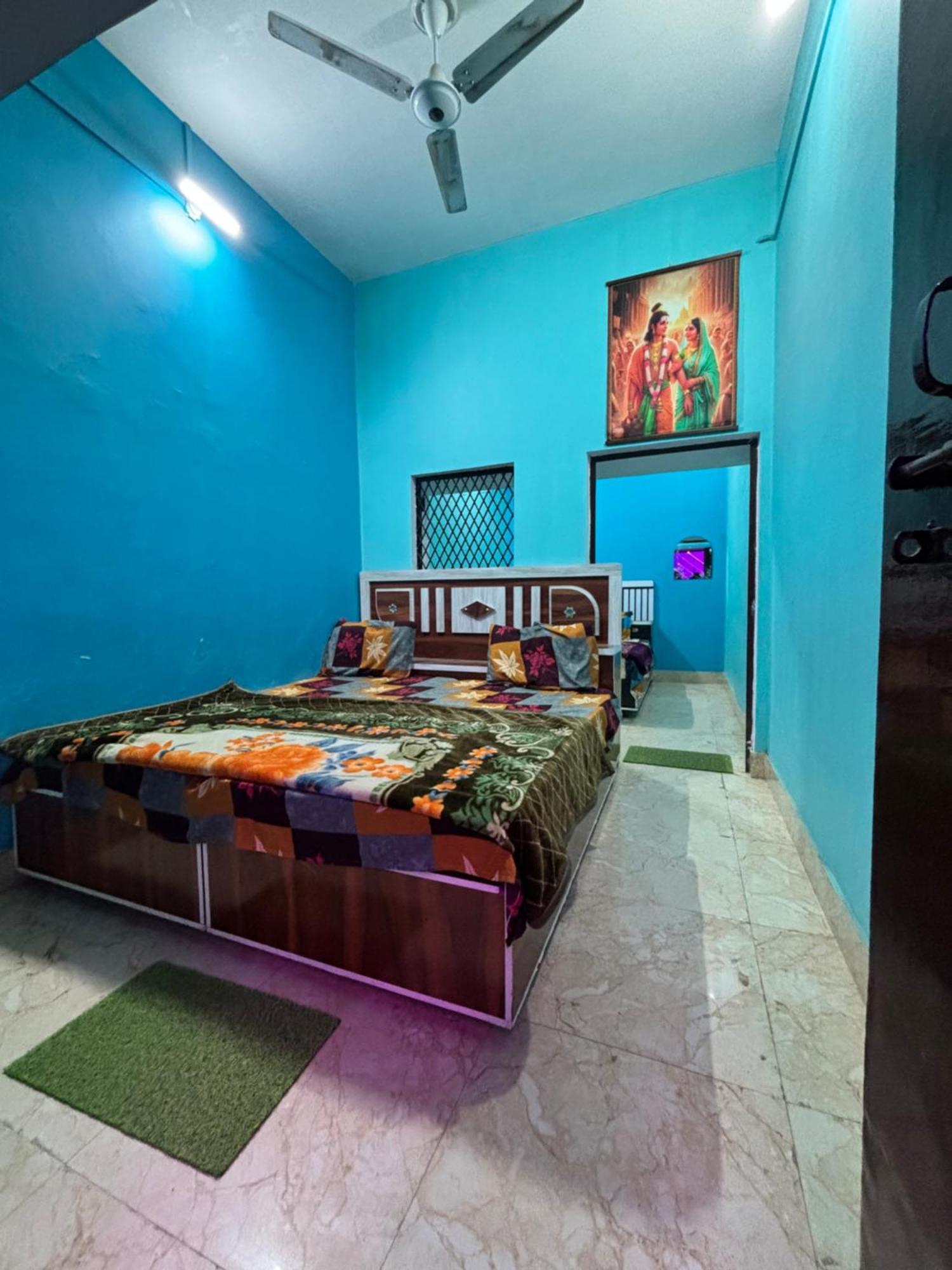 Kishori Ram Homestay Near Ayodhya Dham Railway Екстериор снимка